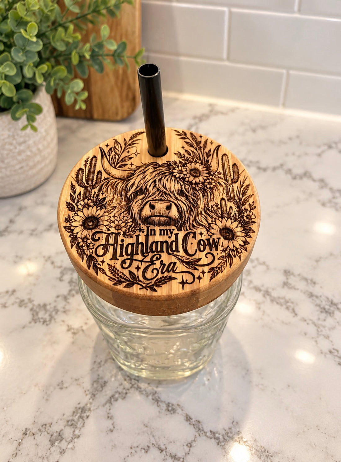 Highland Cow Bamboo Lid